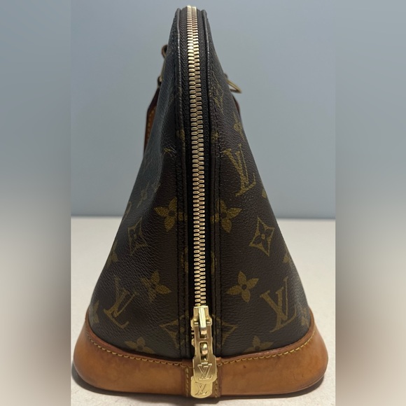 Louis Vuitton Alma Pm Monogram Canvas - Picture 3 of 12